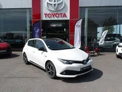 Utilisé 2018 Toyota Auris Hybrid Berline | 13 990 € (Bon prix)