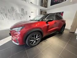 Rouge intense métallisé/toit noir Occasion 2025 Lexus LBX SUV | 41 200 € (Prix cher)