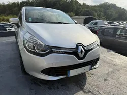 Gris Utilisé 2013 Renault Clio IV Authentique Berline | 6 990 € (Prix juste)