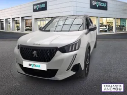 Blanc Utilisé 2023 Peugeot 2008 GT SUV | 20 190 € (Prix juste)