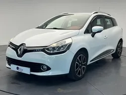 Blanc Utilisé 2016 Renault Clio GrandTour Intens Break | 5 990 €