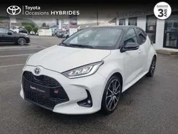 Utilisé 2022 Toyota Yaris Hybrid Sport Berline | 22 990 € (Prix cher)