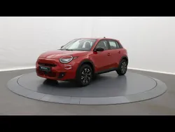 Rouge Utilisé 2025 Fiat 600E Red SUV | 25 990 € (Prix juste)