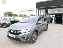 Blanc Utilisé 2024 Dacia Jogger Extreme Break | 20 999 € (Prix juste)