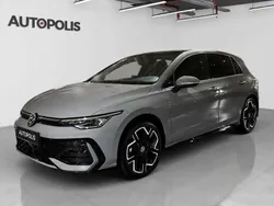 Gris Nouvelle 2025 VW Golf VIII R-line Berline | 39 476 €