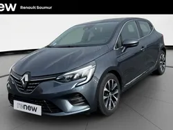 Gris Utilisé 2022 Renault Clio V Intens Berline | 15 490 € (Prix juste)