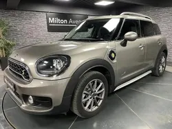 Gris Utilisé 2017 Mini Cooper Countryman SUV | 18 990 € (Prix assez cher)