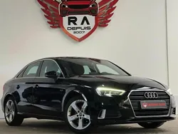 Noir Utilisé 2017 Audi A3 Sport Berline | 15 999 € (Prix juste)