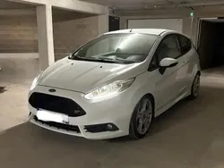 Blanc Utilisé 2014 Ford Fiesta ST Citadine | 13 000 € (Prix juste)