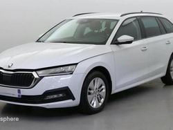 Blanc Utilisé 2022 Skoda Octavia Business Line Break | 22 499 € (Prix juste)
