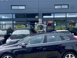 Noir Utilisé 2014 Volvo V40 Break | 6 990 €