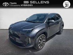 Utilisé 2022 Toyota Yaris Hybrid Design | 24 490 € (Prix assez cher)