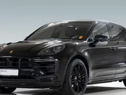 Utilisé 2019 Porsche Macan Turbo SUV | 76 900 € (Prix juste)