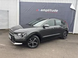 Gris comète métallisé Utilisé 2025 Kia Niro Active SUV | 30 499 € (Prix juste)