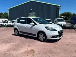Utilisé 2012 Renault Scénic III Expression Monospace | 6 990 € (Prix juste)