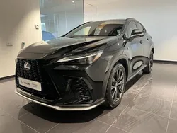 Noir Utilisé 2022 Lexus NX450h+ Executive Line SUV | 48 990 € (Prix juste)