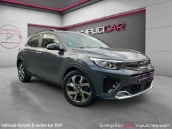 Gris Occasion 2022 Kia Stonic GT-Line SUV | 17 990 €
