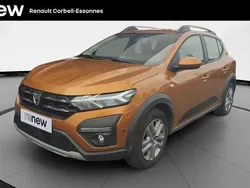 Orange Utilisé 2021 Dacia Sandero Comfort Citadine | 15 490 € (Prix juste)