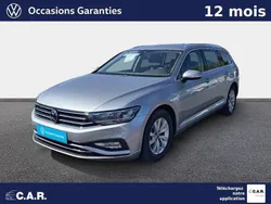 Gris Utilisé 2023 VW Passat Life Break | 36 900 € (Prix assez cher)