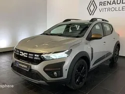 Gris Utilisé 2024 Dacia Sandero Extreme Citadine | 16 999 € (Prix juste)