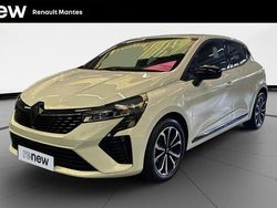 Blanc Utilisé 2024 Renault Clio V Techno Citadine | 16 980 € (Prix juste)