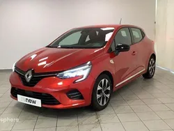 Rouge flamme Utilisé 2021 Renault Clio V LIMITED Berline | 15 799 € (Prix juste)