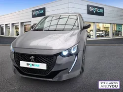 Gris Utilisé 2022 Peugeot e-208 Allure Citadine | 17 190 € (Bon prix)