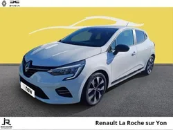 Blanc Utilisé 2023 Renault Clio V Evolution Berline | 14 890 € (Prix juste)