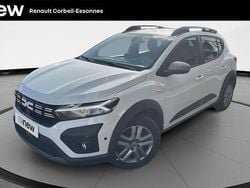 Blanc Utilisé 2023 Dacia Sandero Expression Citadine | 17 990 € (Prix assez cher)