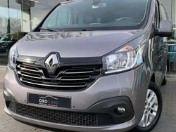 Gris Utilisé 2018 Renault Trafic Van | 23 490 € (Prix assez cher)