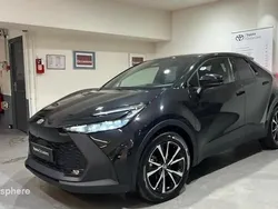 Utilisé 2024 Toyota C-HR Design SUV | 30 990 € (Prix cher)