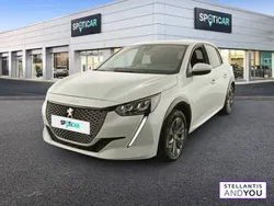 Blanc Utilisé 2022 Peugeot e-208 Style Citadine | 16 990 € (Prix juste)