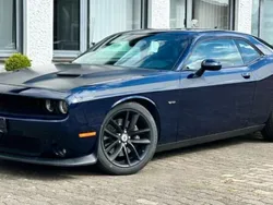 Noir Utilisé 2015 Dodge Challenger Coupé | 33 900 € (Prix juste)