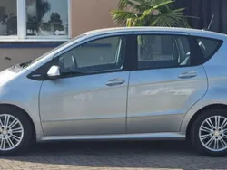 Utilisé 2010 Mercedes A180 Avantgarde Berline | 6 900 €