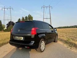 Noir Utilisé 2014 Peugeot 5008 Monospace | 8 990 €