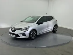 Blanc Utilisé 2023 Renault Clio V Evolution Citadine | 14 490 € (Bon prix)
