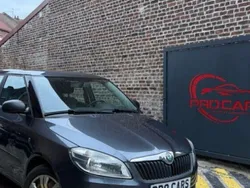 Gris Utilisé 2011 Skoda Fabia Citadine | 5 990 €