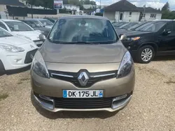 Beige Utilisé 2014 Renault Scénic III Zen Monospace | 6 990 € (Super prix)