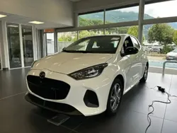 Blanc Nouvelle 2025 Mazda 2 Exclusive-Line Berline | 23 990 € (Prix juste)