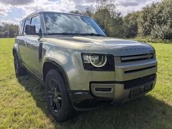 Vert Occasion 2023 Land Rover Defender Dynamic SUV | 69 980 €
