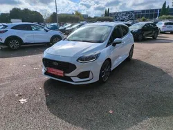 Blanc Utilisé 2022 Ford Fiesta ST-Line Citadine | 16 990 € (Prix juste)