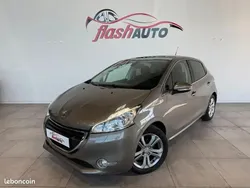 Utilisé 2015 Peugeot 208 Allure Citadine | 5 900 € (Prix juste)