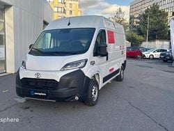 Blanc Nouvelle 2025 Toyota Proace Van | 30 950 € (Prix juste)