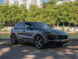 Gris Utilisé 2021 Porsche Cayenne SUV | 56 000 €