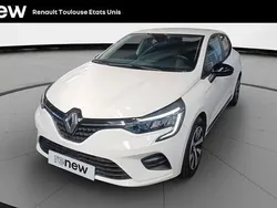 Blanc Utilisé 2023 Renault Clio V Evolution Citadine | 15 990 € (Prix juste)