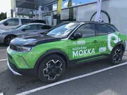Vert Utilisé 2021 Opel Mokka-e Ultimate SUV | 19 990 € (Prix juste)