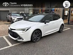 Blanc Utilisé 2024 Toyota Corolla | 30 990 € (Prix cher)