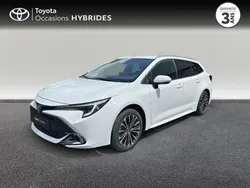 Blanc Utilisé 2024 Toyota Corolla Design | 28 890 € (Prix assez cher)