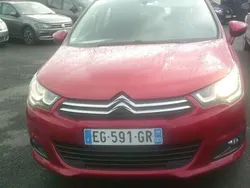 Rouge Utilisé 2016 Citroën C4 Live Berline | 9 290 € (Prix juste)