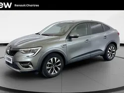 Gris Utilisé 2023 Renault Arkana Evolution SUV | 20 990 € (Bon prix)